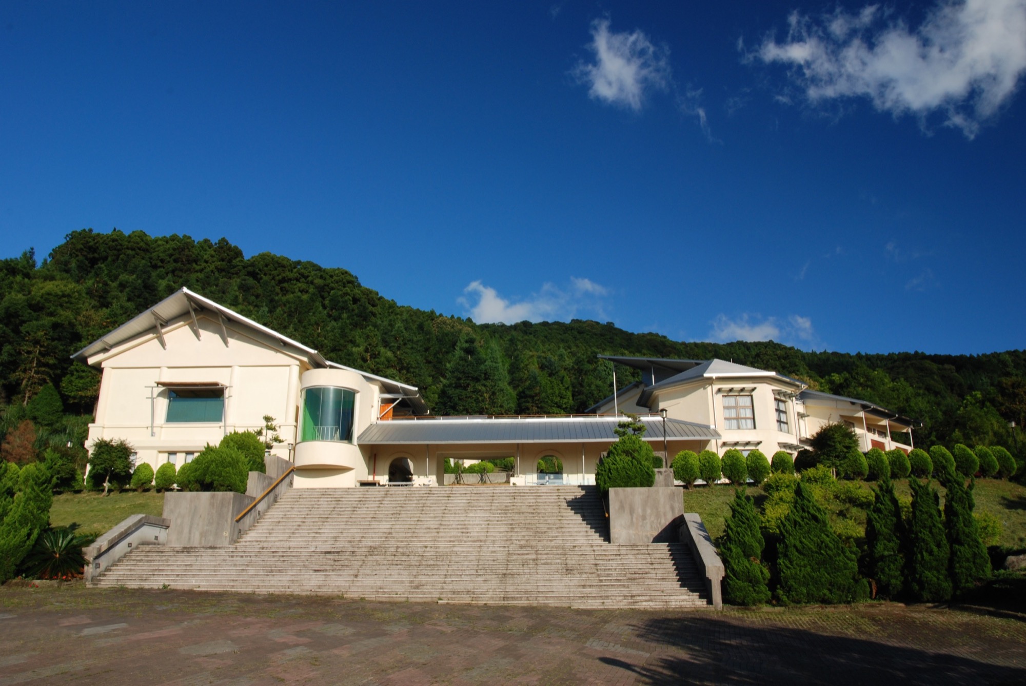 Dongyanshan Nature Center