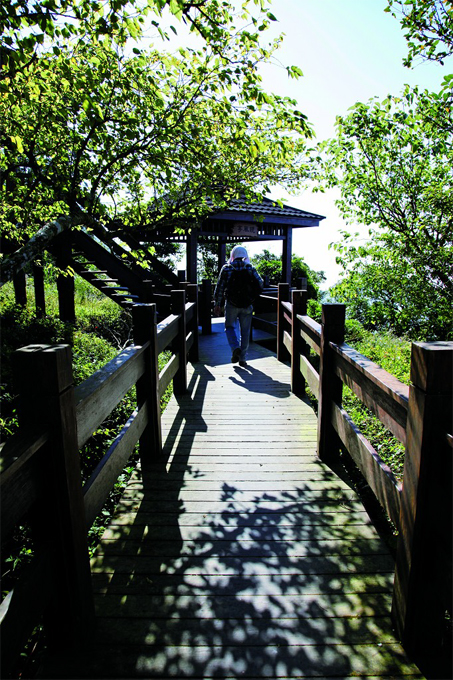 Guanziling-Mt. Dadong Trail