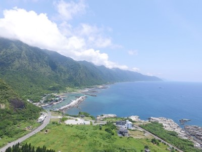 暑期營隊以東海岸石梯坪為主要區域，深度探索東海岸海岸林的秘密。