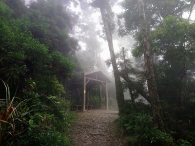 浸水營國家步道全線封閉 請遊客切勿前往。