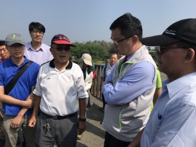 李副主委現場會勘2