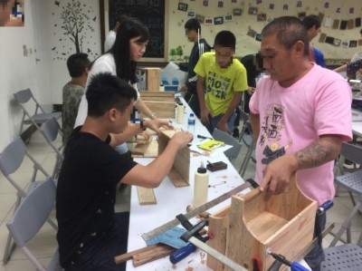 從冷淡生澀的學習態度至熱絡親子的互動轉變，讓本次活動顯得意義重大，藉由木工手作課程修補增進非行少年親子間的關係與隔閡