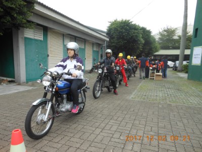 術科測驗項目：實地騎乘循環檔車