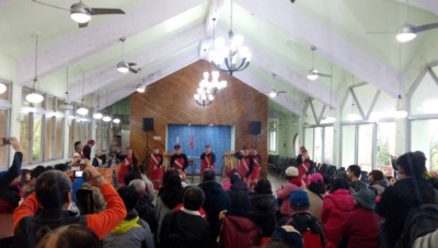 琵雅山文化藝術團表演照