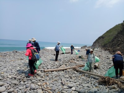 臺東與屏東林管處阿塱壹古道聯合淨灘