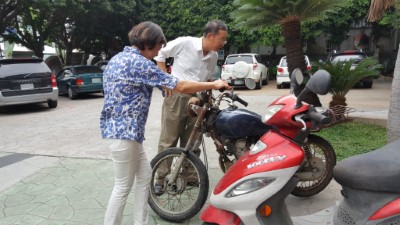 臺東林區管理處退役巡山車轉贈職校運用，發揮最大殘餘價值