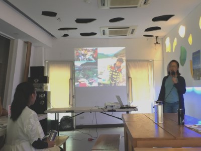 下鄉行動工作室王婷瑤小姐分享近期帶領港口國小學童推動海洋保護經驗