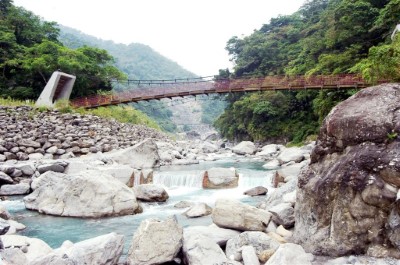 園內景點_富源吊橋