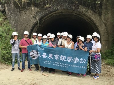 1.圖說---十八羅漢山解說團隊帶領大家學習在地人文歷史