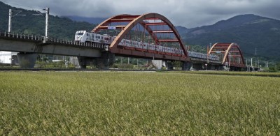 里山列車