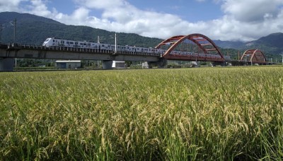 里山列車