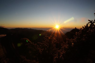 玉山日出