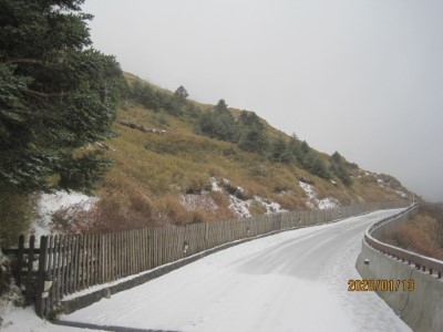 松雪樓外道路