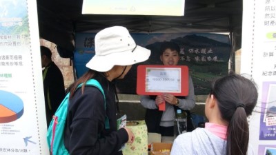 環島守護保安林 「光陽」協「歷」淨灘植樹一起來 宣導0800-000930專線