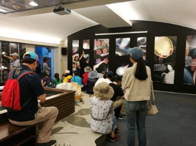 活動亦會到海生館後場標本室，聆聽精彩解說
