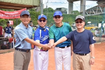 (左起)屏東林區管理處張偉顗處長、台東林區管理處吳昌祐副處長、新竹林區管理處吳學平秘書、嘉義林區管理處張岱處長賽前宣示合影