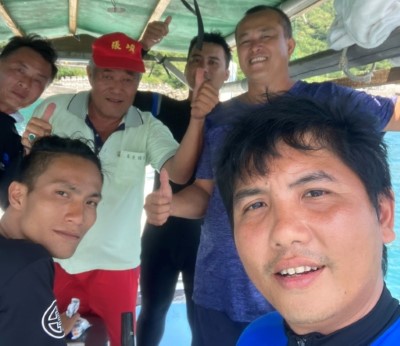 推動新社海底地圖的族人(新社社區協會提供)