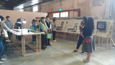 策展現場解說