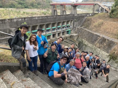 山海圳國家綠道平台夥伴於大圳之路東西口引水道東口合影