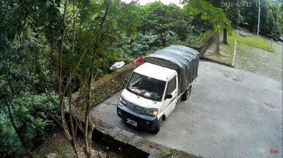 上崇德段至大清水段間遭民眾棄置垃圾廢棄物