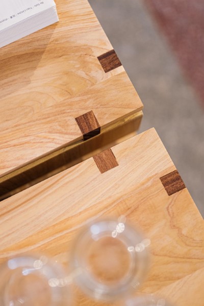 層板使用國產巒大杉（香杉）榫接處使用國產材相思木製作