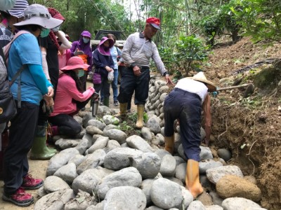 110826新威砌石工作坊2