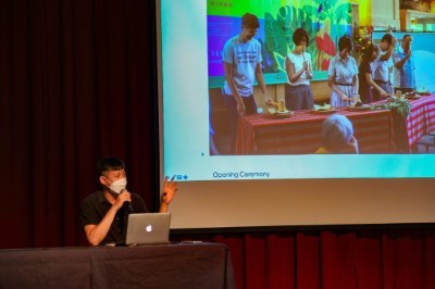 「區域策展的多重關係」焦點論壇，講者為藝術家暨獨立策展人吳尚霖