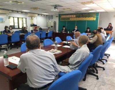 工作站人員報告租地業務