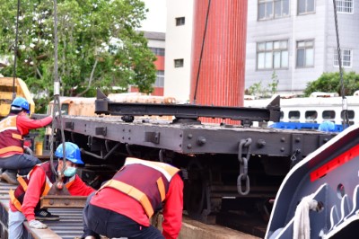 平甲車吊掛前確認吊具