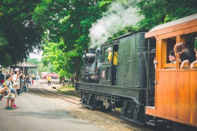 SL-25蒸汽火車行駛隱藏版「車庫線」