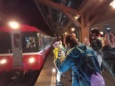 除了夜間觀星，活動也安排學員搭乘祝山線日出小火車