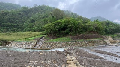 旗山63林班坑溝土砂防治工程