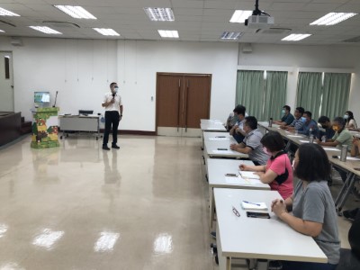 臺灣橋頭地方檢察署襄閱主任檢察官王柏敦蒞臨林務局屏東林區管理處擔任講座