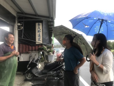 與午後初要上工的李煥生班長相見歡