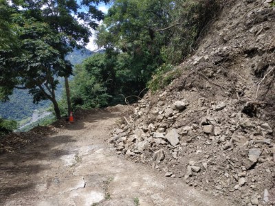 美瓏山林道施工4