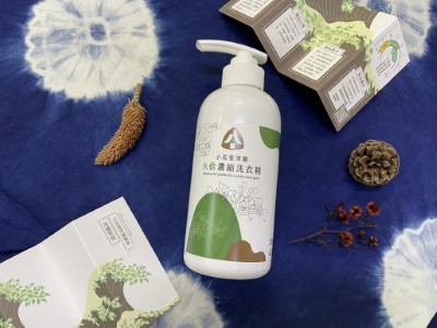 小花蔓澤蘭濃縮洗衣精