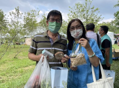 感謝墾丁國家公園管理處曾秘書遠從恆春來參與並用行動支持友善環境產品