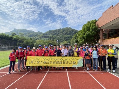臺南地區登山團體一同體驗嶄新的關子嶺大凍山步道