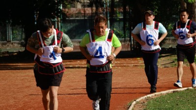 Day1負重20公斤跑走1500公尺測驗