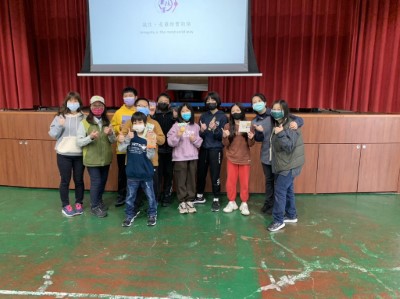 讓小朋友知道誠實信用的生活態度(新竹林管處提供)