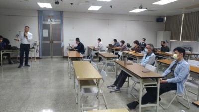 國立成功大學防災研究中心李心平副主任授課