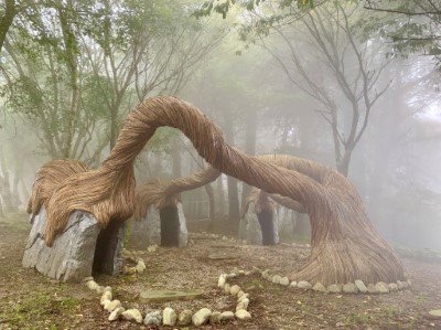 大雪山「我和你的世界相連藝術作品」一景