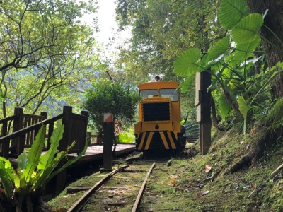 池南機關車頭