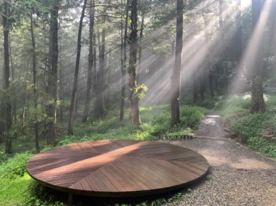 阿里山水山療癒步道內療癒空間「森天觀影」