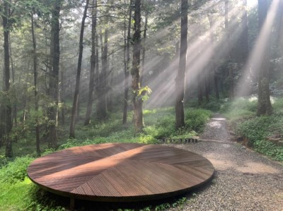 阿里山水山療癒步道內療癒空間「森天觀影」