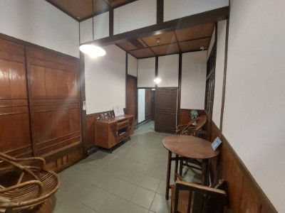 圖五、32號及34號日式木造建築內部展現1950年代生活情境(林業保育署新竹分署拍攝，「林林・種種」展覽展出中)