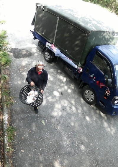 花蓮分署在丟棄熱點架設全時攝影機、縮時攝影機，藉由24小時錄影監控，揪出濫倒垃圾、廢棄物案件。