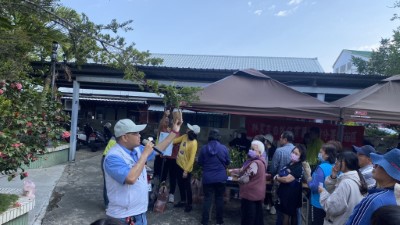 大湖工作站植樹贈苗活動介紹原生植物在本土環境長期演化(照片提供林業保育署新竹分署)