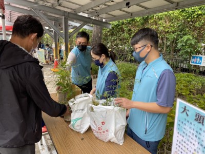 民眾領苗情形1