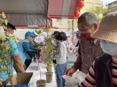 潮州站贈苗4